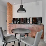 Aparthotel Aura Iii Center By Downtown