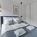 Aparthotel Aura Iii Center By Downtown Gdansk