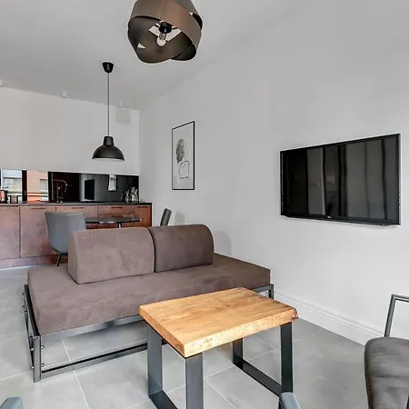 Aura Iii Center By Downtown 3*