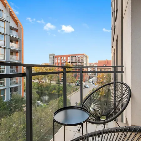 Aura Iii Center By Downtown Hotel apartamentowy 3*