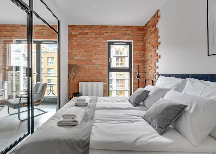 Aura Iii Center By Downtown 4*